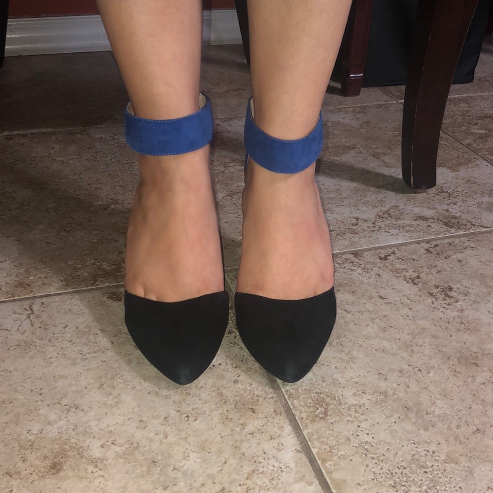 Adorable color block heels